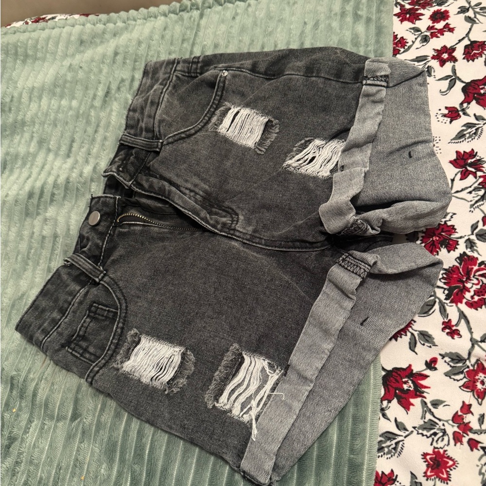 SHEIN - Distressed Black/Gray Denim Shorts